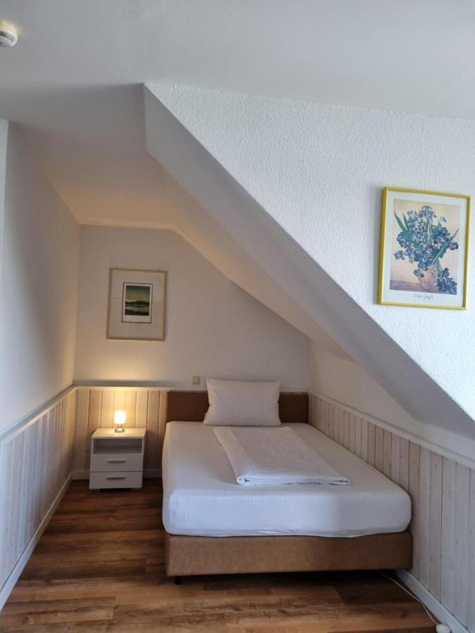 Erbenholz Hotel Laatzen Екстер'єр фото