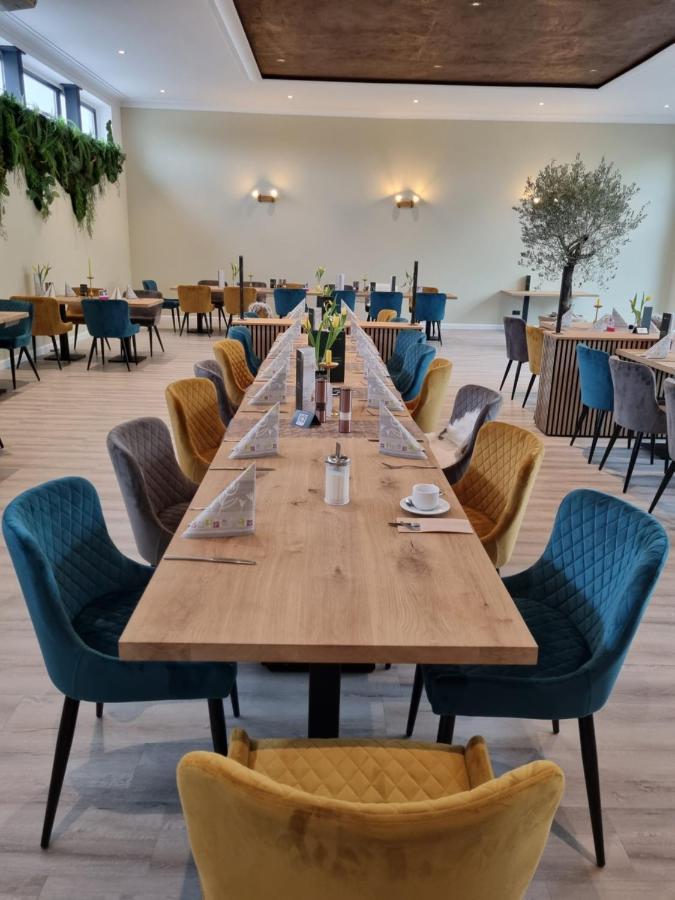 Erbenholz Hotel Laatzen Екстер'єр фото